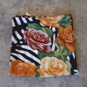 BEAUTIFUL VINTAGE GOTTEX SCARF, SIZE-54" BY 54"